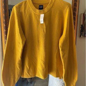 Gap casual sweater . Size medium, Gold/mustard color.